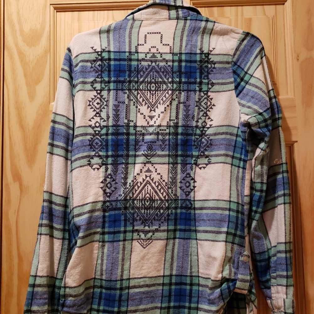 Flannel - Picture 2 of 3
